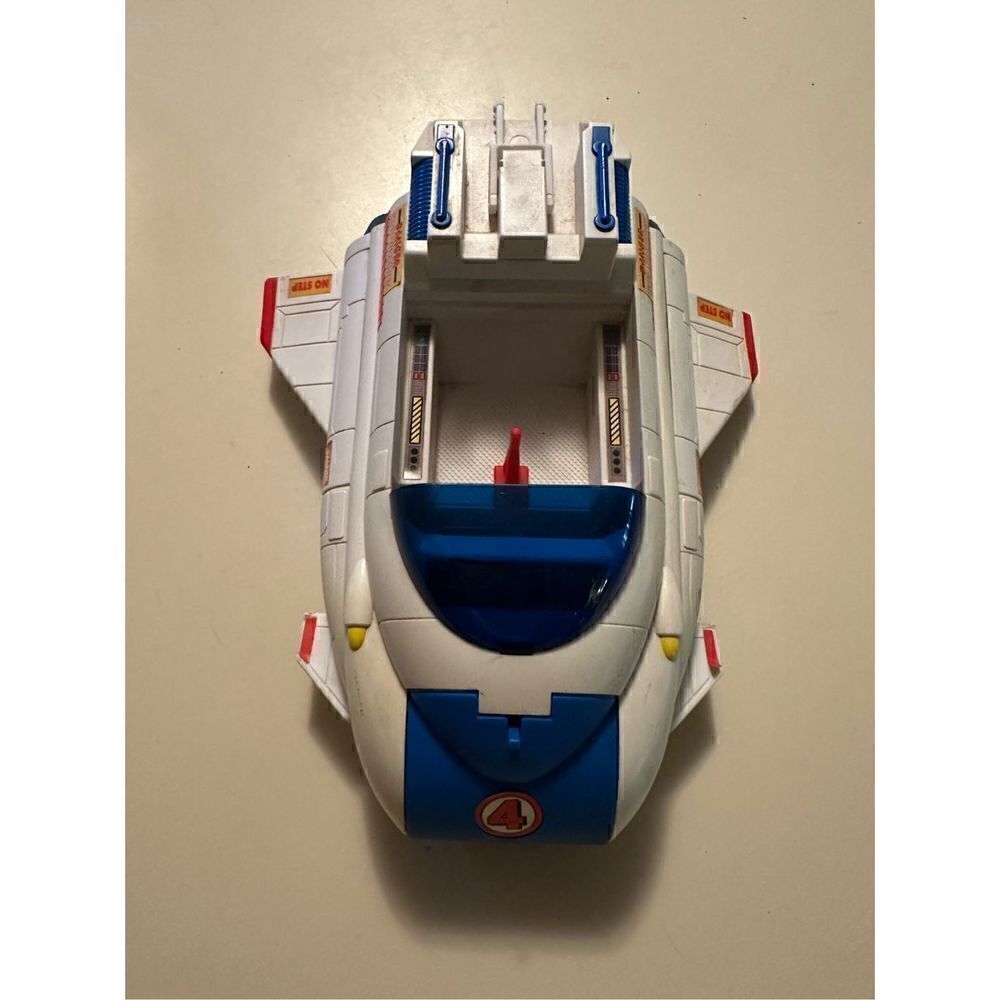 Vintage ToyBiz Fantasic Four Mr Fantastic Sky Shuttle (1995) Toy Car